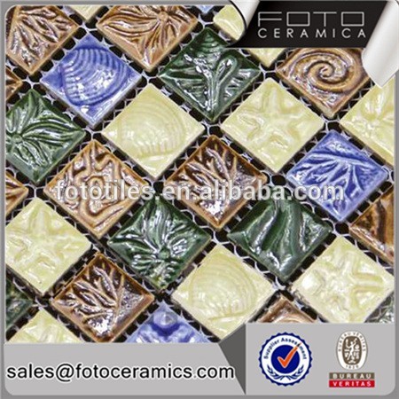 Glazed ceramic mosaic wall tile with free mosaic flower patterns